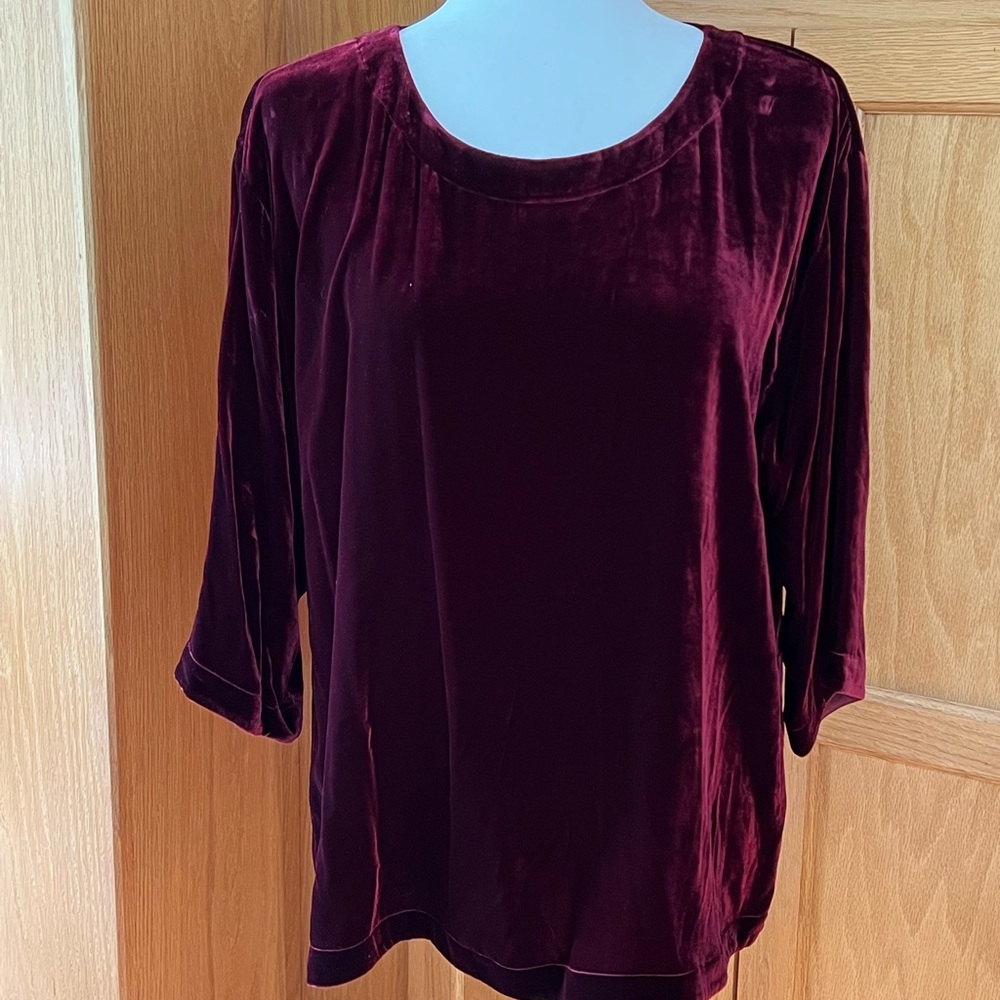 Eileen Fisher Velvet top
